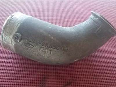 Air Intake/Exhaust Pipe Elbow. For A ForD L9000