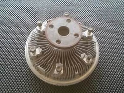 Fan Clutch With A 4 Bolt Configuration Mounting Plate