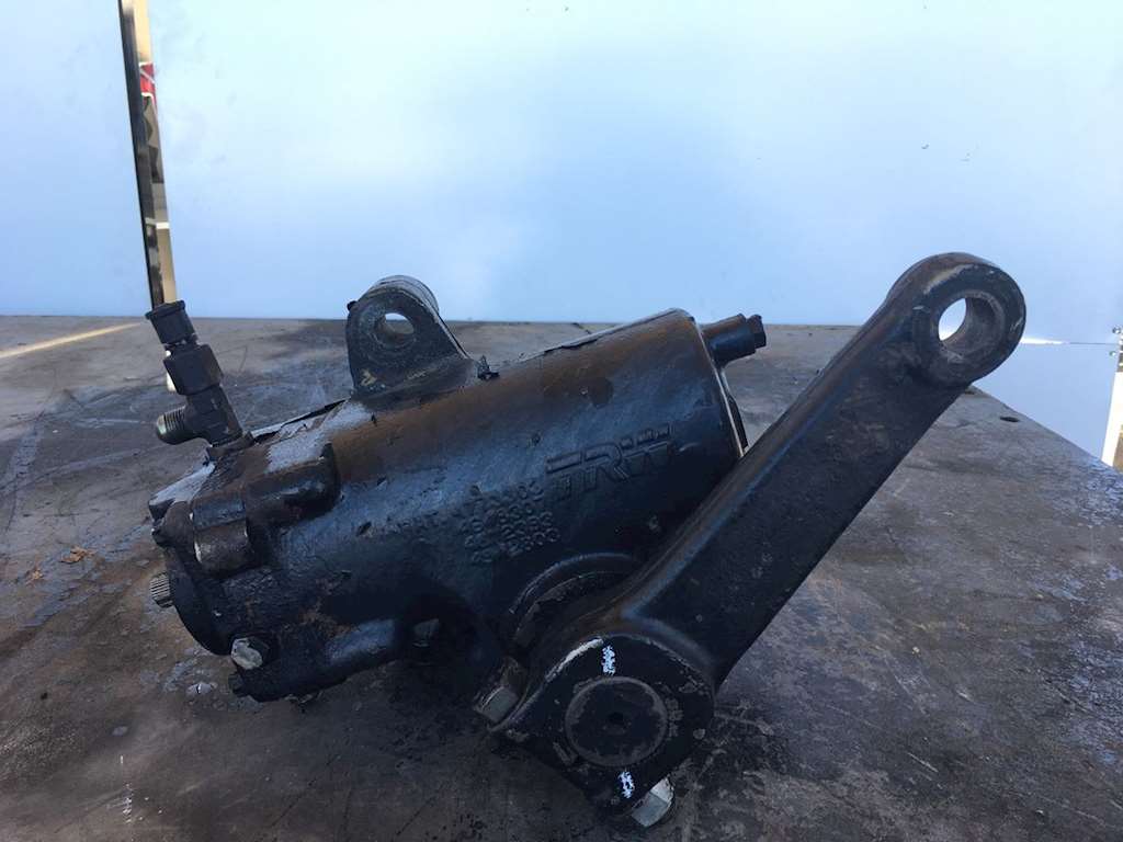 Used TRW Steering Gear Box For 2000 Freightliner Classic XL For Sale