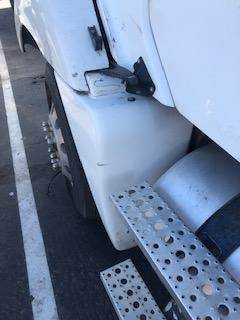 Good Used Driver Side Fender Extension For A 2007 Freightliner ColumbiA 120