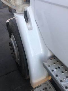 Good Used Driver Side Fender Extension For A 2000 Freightliner FL70