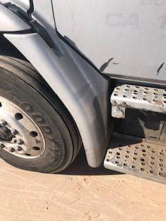 Good Used Driver Side Fender Extension For A 2000 Freightliner FL70