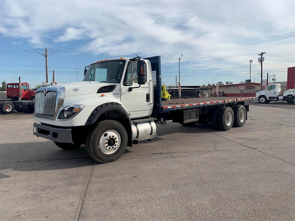 2012 International WorkStar 7600 Tandem Axle Flatbed Truck For Sale