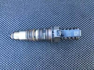 Used Cummins ISX Injector