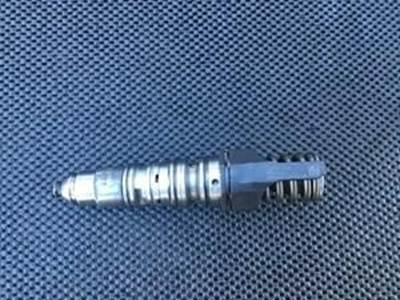 Used Cummins ISX Injector