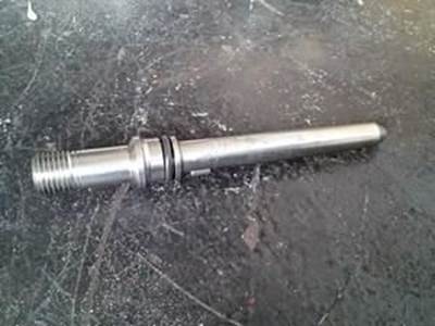 Good Clean And Inspected Cummins 5.9 Pencil Injector