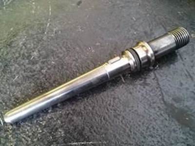Good Clean And Inspected Cummins 5.9 Pencil Injector