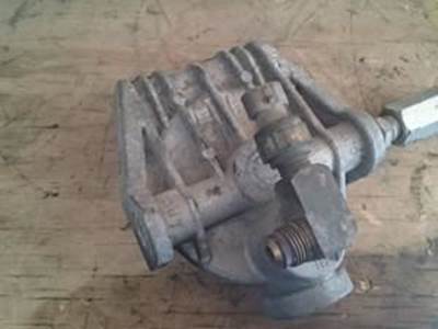 Good Clean And Inspected Detroit Series 60 Secondary Fuel Filter Housing