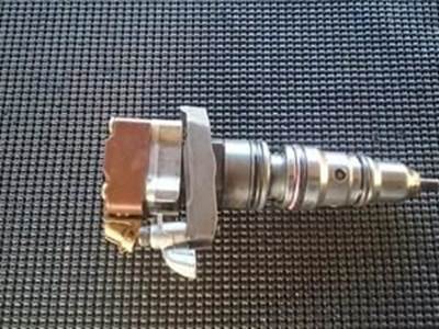 International 7.3L Fuel Injector