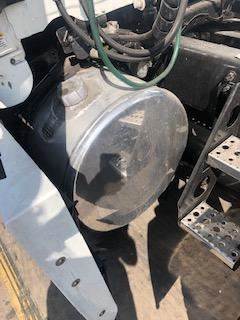Good Used Driver Side 100 GAllon Fuel TAnk For A 2016 Freightliner CAscAdiA 125