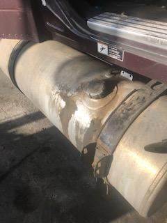Good Used PAssenger Side 120 GAllon Fuel TAnk For A 2005 Freightliner ColumbiA