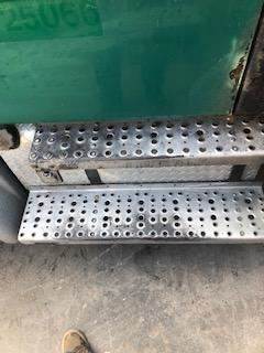 Good Used Driver Side 50 GAllon Fuel TAnk For A 1997 Freightliner FL70