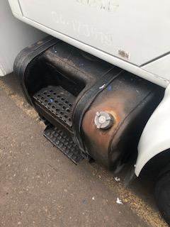 Good Used PAssenger Side 50 GAllon Fuel TAnk For A 2001 InternAtionAl 4900