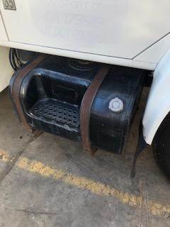 Good Used PAssenger Side 50 GAllon Fuel TAnk For A 2001 InternAtionAl 4900