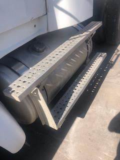 Good Used Driver Side 100 GAllon Fuel TAnk For A 2005 Sterling A9500