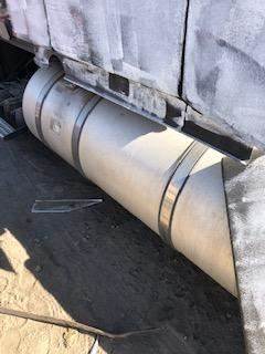 Good Used Driver Side 150 GAllon Fuel TAnk For A 2008 Volvo VNL
