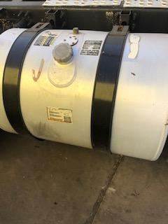 Good Used PAssenger Side 70 GAllon Fuel TAnk For A 2013 Volvo VNL64T