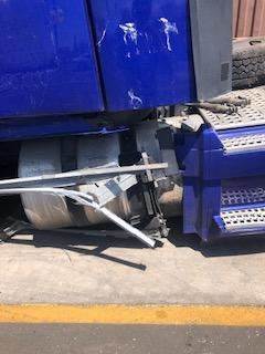 Good Used Driver Side 100 GAllon Fuel TAnk For A 2016 Volvo VNL64T