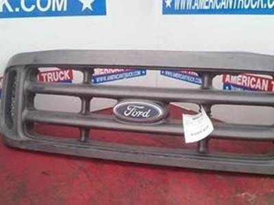 Used Plastic Ford Grill For 2003 Ford F550