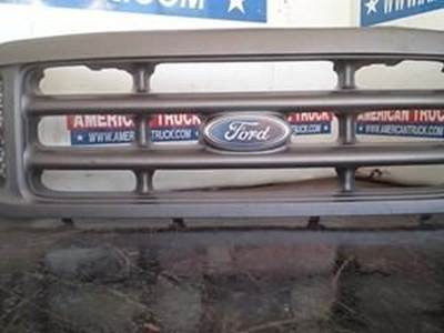 Used Good Grille For ForD F550