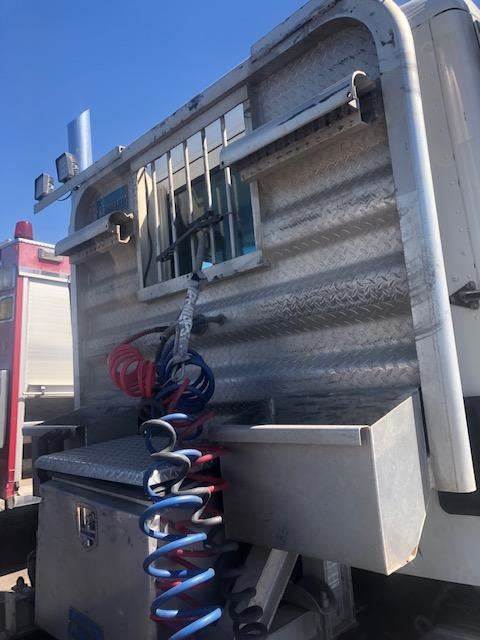Good Used Merrit Headache Rack Off A 2016 Peterbilt 579 For Sale Phoenix Az 32684 Mylittlesalesman Com