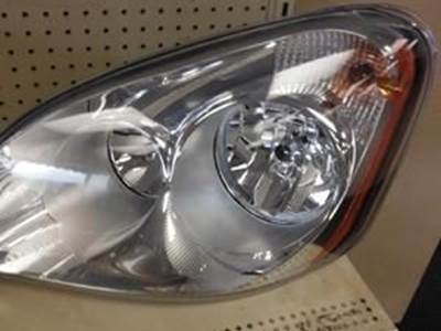Headlamp Assembly  For Freightliner Cascadia  RH Passenger Side  OEM P/N: