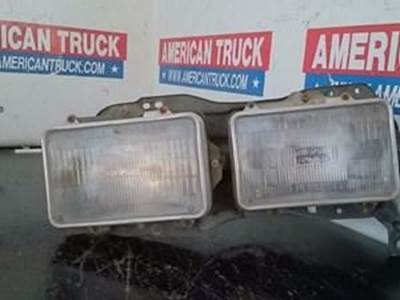 Used Left Side Headlight Assembly For 1995 Isuzu Npr-Hd