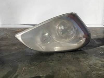 Used Driver Side Head Light For A Freightliner Cascadia