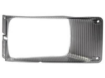 International Headlight Bezel For Years 95-04 Models 3800, 4700, 4800 RH Side