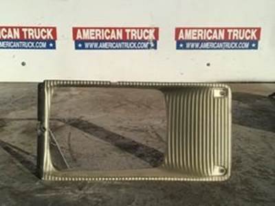 Used Headlight Bezel For International 4000