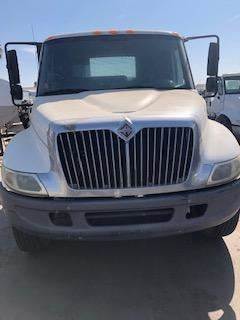 Good Used Hood For A 2003 InternAtionAl 4300