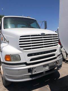 Good Used Hood Assembly For A 2005 Sterling A9500