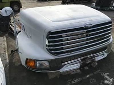 Used Hood For 2009 SterlIng A9500. (Has Some Damage In The Center Of The Hood)