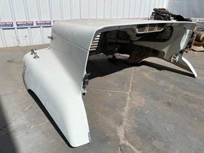 Used 2005 And Newer FreightlIner  Centuy Class Hood In Good Condition