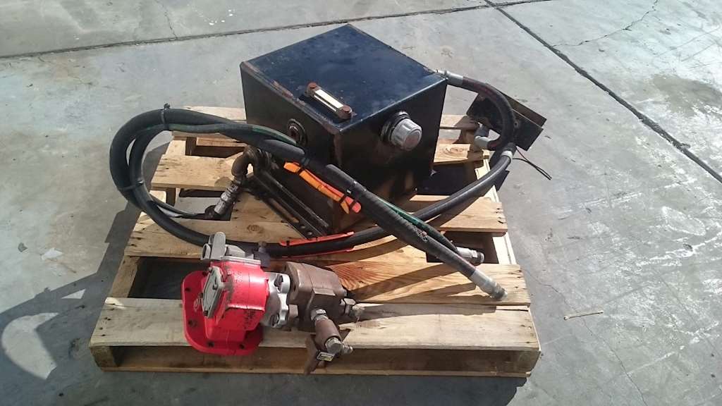 Used Hydraulic Tank With Pto For Sale Phoenix, AZ 13692