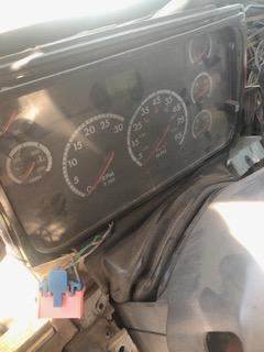 Good Used Instrument Cluster For A 2004 Freightliner CL120 ColumbiA