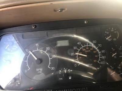 Good Used Instrument Cluster For A 2001 Kenworth T2000