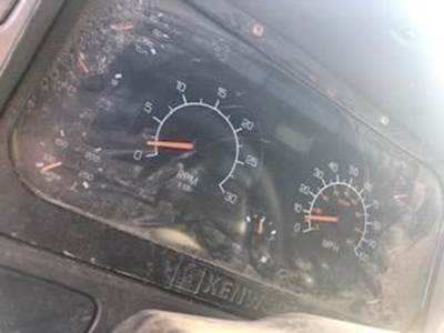 Good Used Instrument Cluster For A 1999 Kenworth T2000
