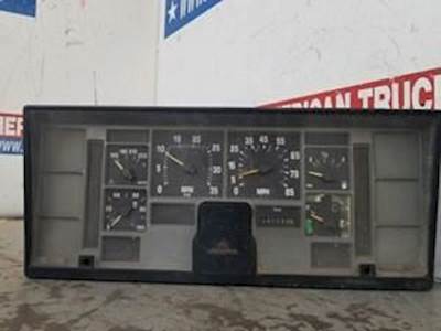 Used Instrument Cluster For 1993 International 4700