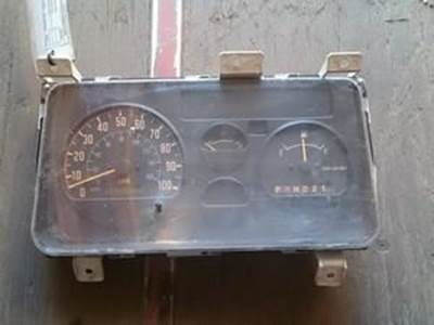 Used Instrument Cluster Assembly For 2001 Isuzu NPR