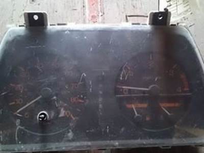 Used Instrument Cluster For 1994 Mitsubishi FE449
