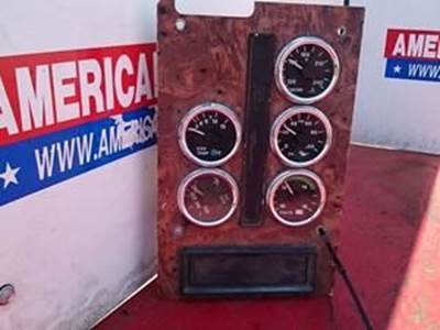 Used 5 Gauge Dash Panel With Bar Indicator And Air Vent For 1997 International