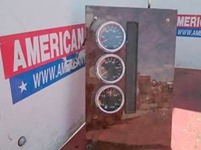 Used 3 Gauge Dash Panel With Bar Indicator For 2005 International 9400