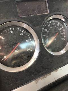 Good Used Instrument Cluster For A 2013 Kenworth T800
