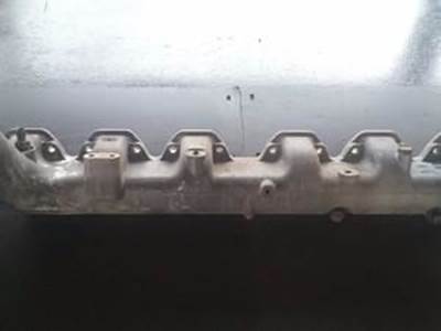 Intake Manifold For A Mack Engine
