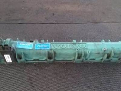 Volvo D13 Intake Manifold With Sensors, 1 Of 3 Has A Cracked Exterior. Flange