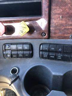 Good Used DAsh Switches For A 2015 Freightliner CAscAdiA 125