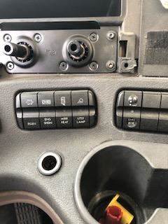 Good Used DAsh Switches For A 2012 Freightliner CAscAdiA 125