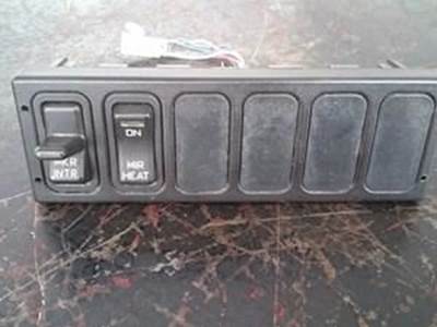 Used Good Pollak Switch Panel For 2005 International 4400