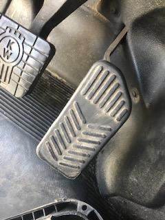 Good Used AccelerAtor PedAl For A 2001 Kenworth T2000